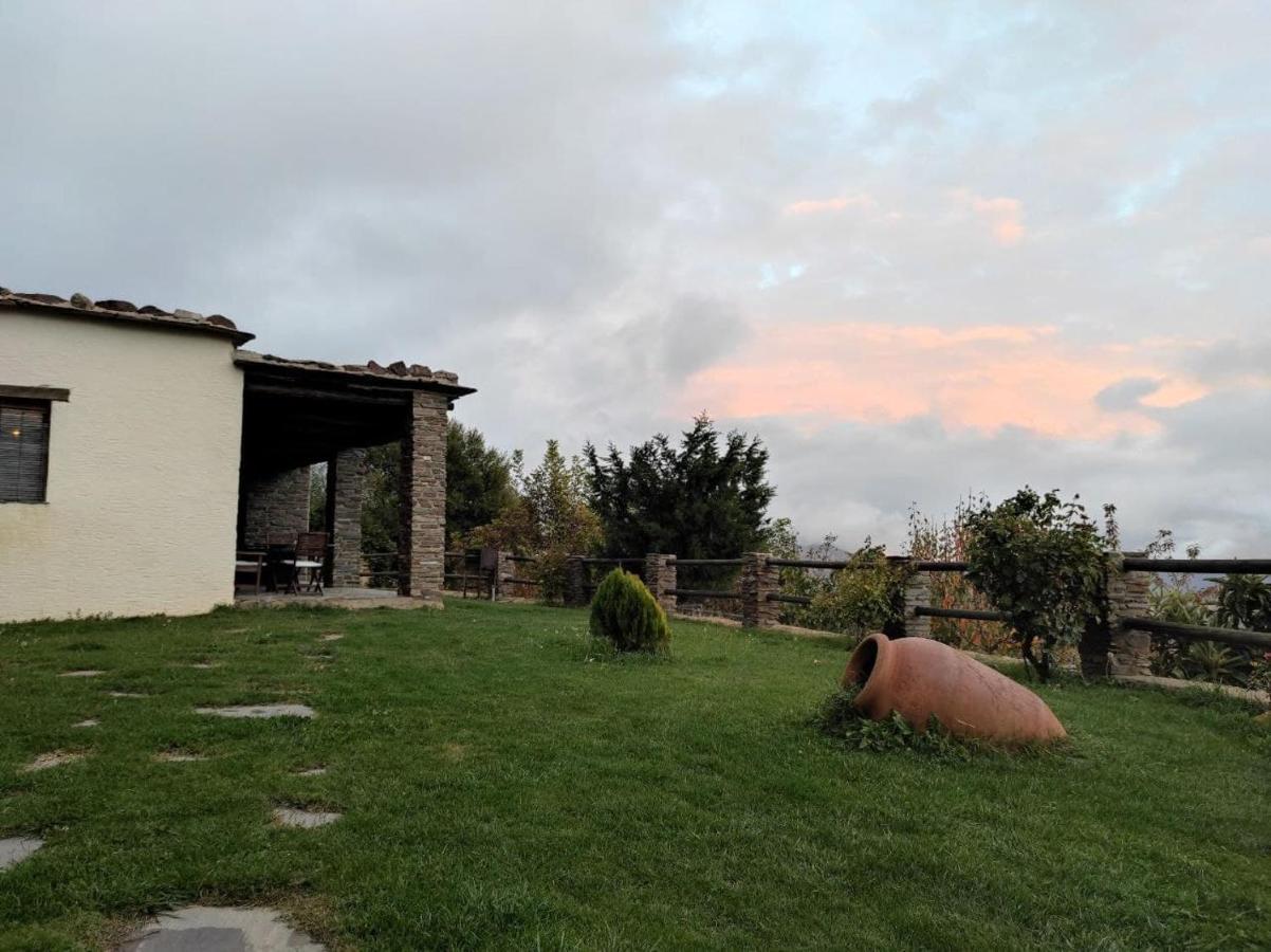 Cortijo Jimenez - Casa Rural Villa Pitres ภายนอก รูปภาพ